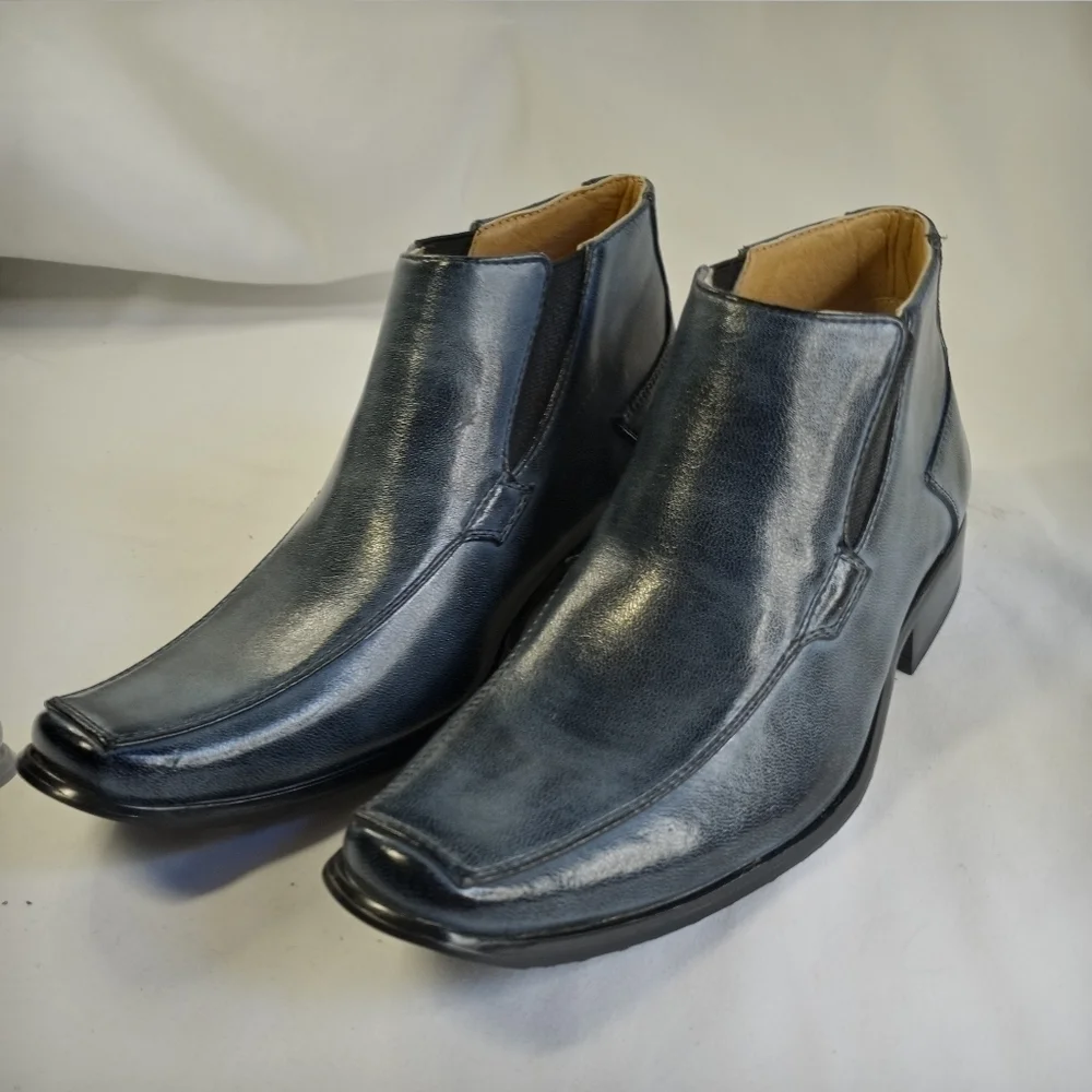 𝅺LUNA Boys sz 12 Blue Beatles Boots